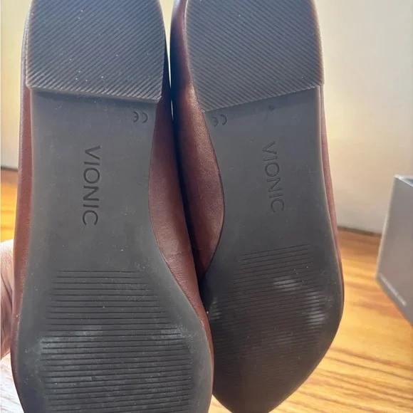 Vionic Women's Tan Mary Jane Loafers - Picture 5 of 6